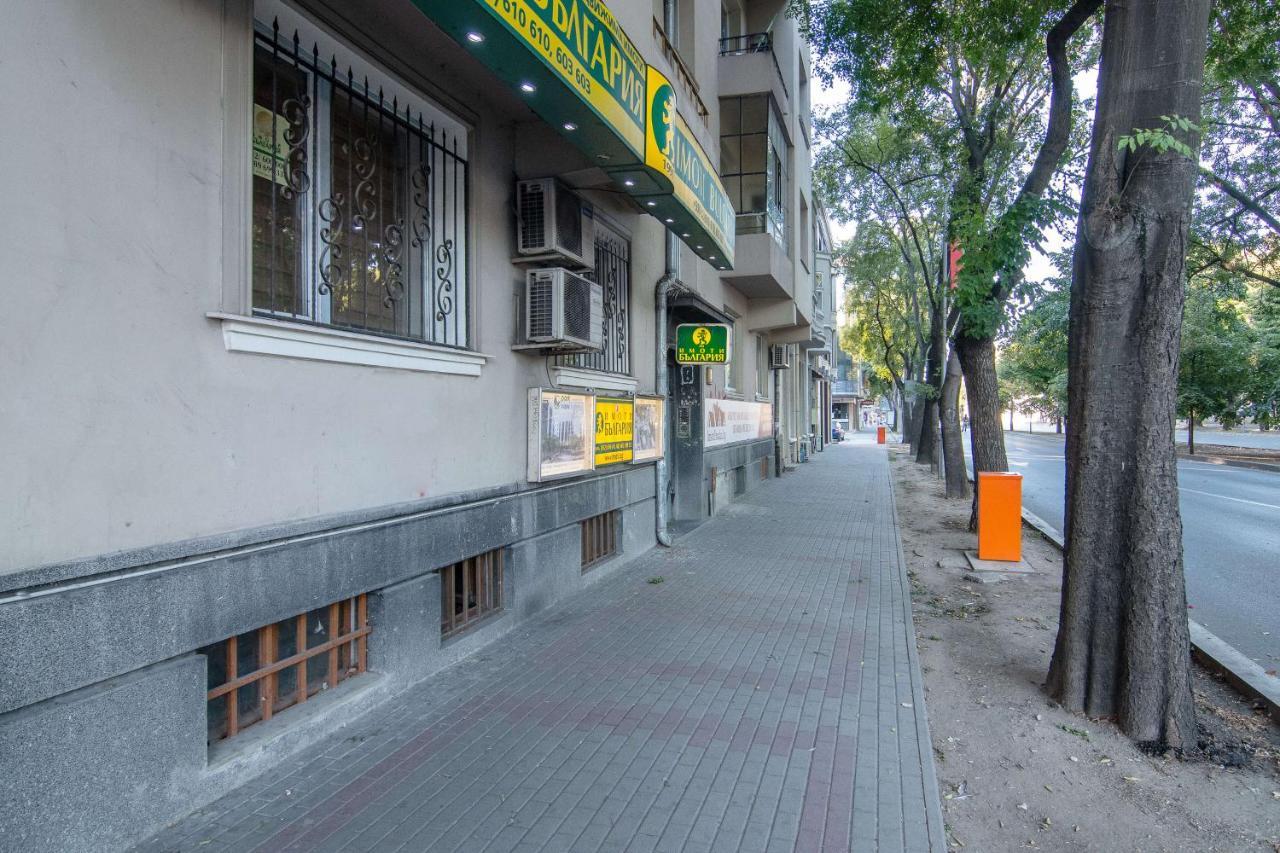 Central Shabby Chic Flat Close To Paid Parking Varna Exterior photo